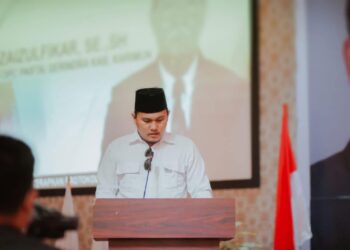 Ketua Pusat Kajian Ilmu Hukum/PKIH Karimun, Dr. Edwar Kelvin, S.H., M.H., saat menjadi narasumber di salah satu kampus yang ada di Batam.