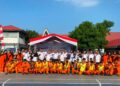 Foto bersama warga binaan dalam rangka menyambut HUT ke-81 RI, di Rutan Kelas IIB Tanjungbalai Karimum, Jum'at (7/8/2026).