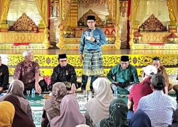 Bupati Karimun, Ing. H. Iskandarsyah, secara resmi membuka kegiatan Pemberdayaan Masyarakat melalui Pengembangan Industri Tenun Tradisional di Kabupaten Karimun, Senin (10/8/2026).
