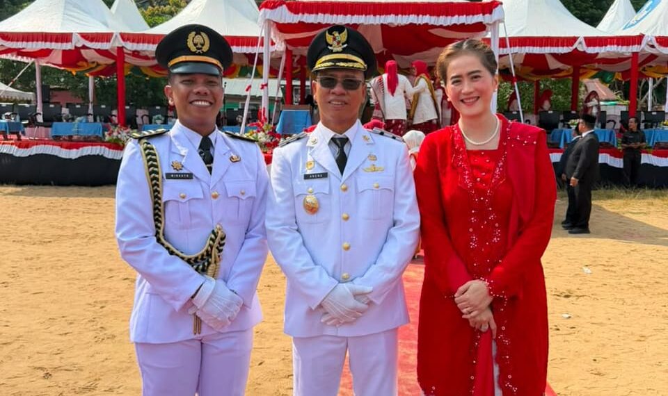 Wiranto kiri, Bupati Anambas Aneng Tengah dan Ny. Sinta Aneng Kanan (F-istimewa).