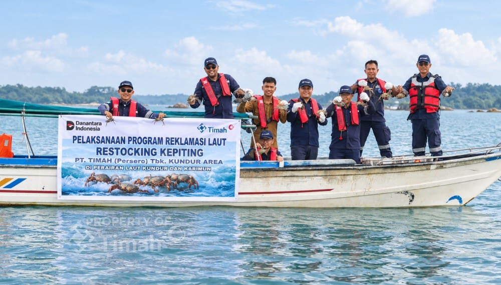 PT TIMAH Restocking 1.000 Bibit Kepiting Bakau di Perairan Kundur
