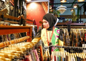 Tampil di Kriyanusa 2026, Hafizha Kenalkan Batik dan Anyaman Bintan di Panggung Nasional