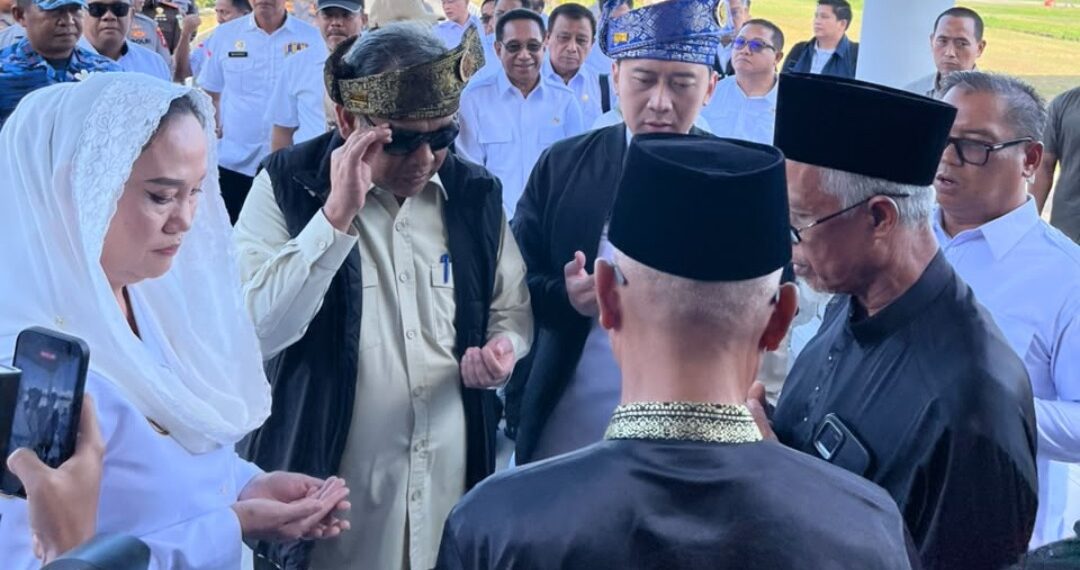 Ketua MPR RI Ahmad Muzani Tiba di Natuna, Bupati Cen Sui Lan Sambut Langsung
