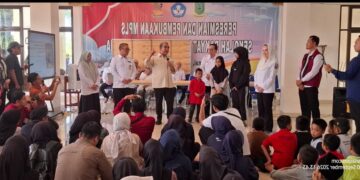 Ketua MPR RI Ahmad Muzani Beri Semangat Siswa Sekolah Rakyat di Natuna