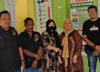 GRIB Jaya Karimun Provinsi Kepri Dampingi Warga Kurang Mampu yang Alami Pendarahan di Puskesmas Tanjungbalai Karimun